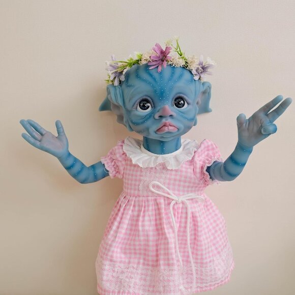 🆕 17Inch Realistic Baby Doll Silicone Alien Avatar Babies Doll for Girl Boy - Picture 2 of 5